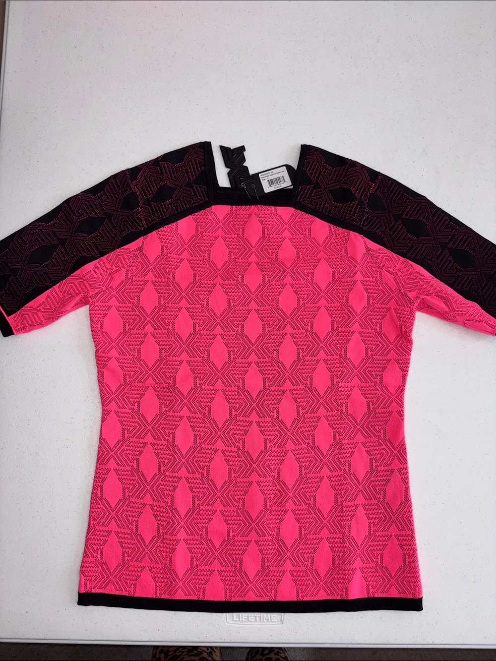 PXG Women Knit Top S Pink & Black Geometric Shirt Sleeve Shadow Jaquard Golf NWT